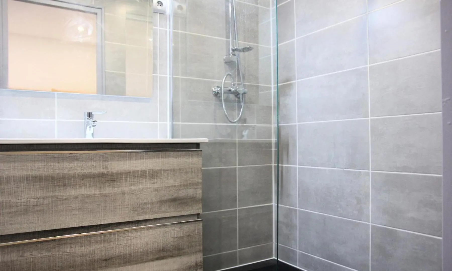 Residence Neves - Val Thorens Location: Studio Ensoleille Pour 4 Personnes Dans Un Quartier Anime Apartment